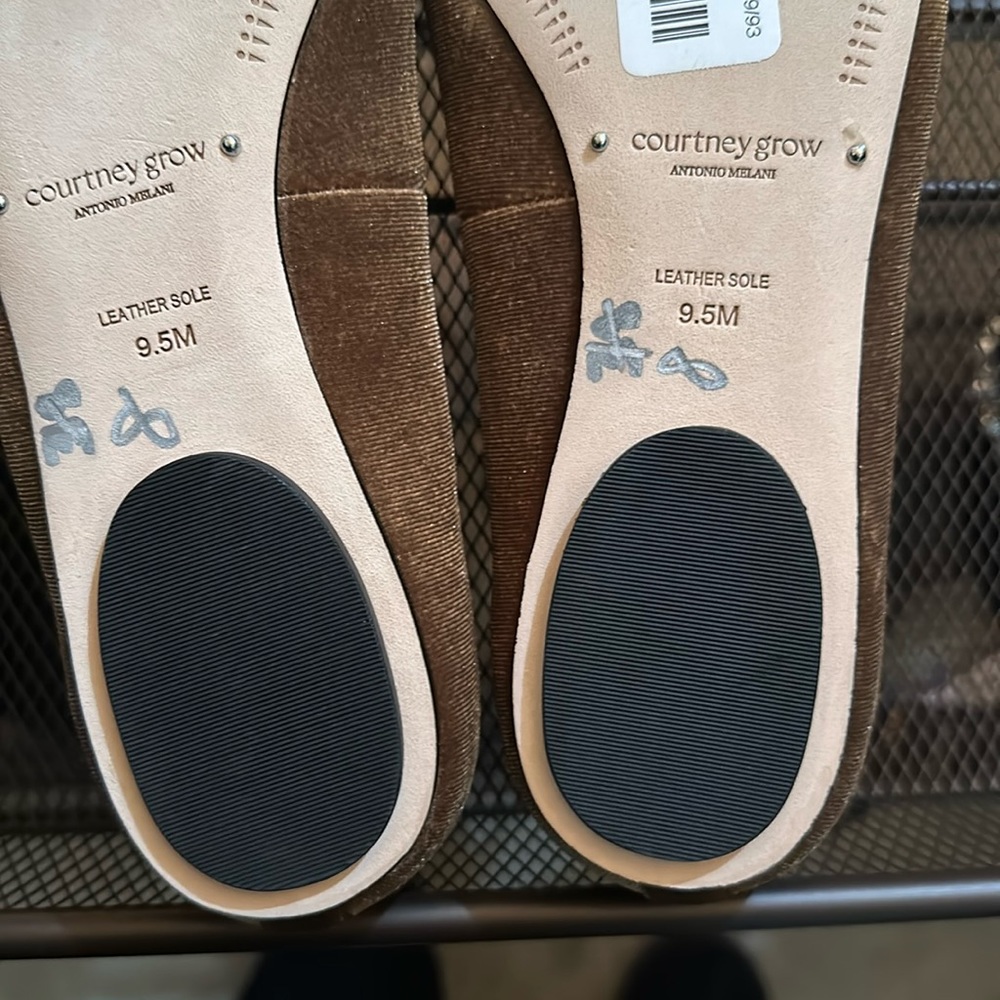 Antonio Melani x Courtney Grow James Velvet Bow Ballet Flats - Picture 13 of 13